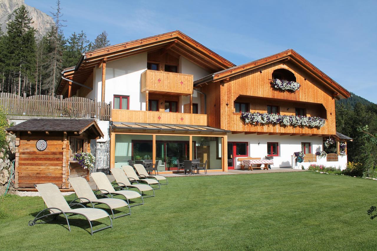 Aparthotel Garni Ciasa Urban Badia  Exterior foto
